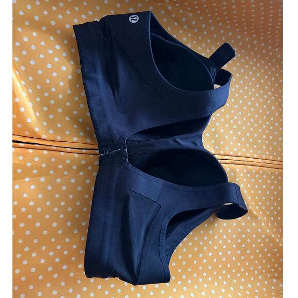 Lululemon Sports Bra Size 38D - Picture 1 of 3